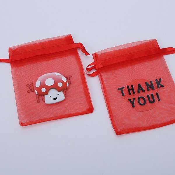 Den ultimata guiden för att använda Organza-dragpåsar för presentförpackning