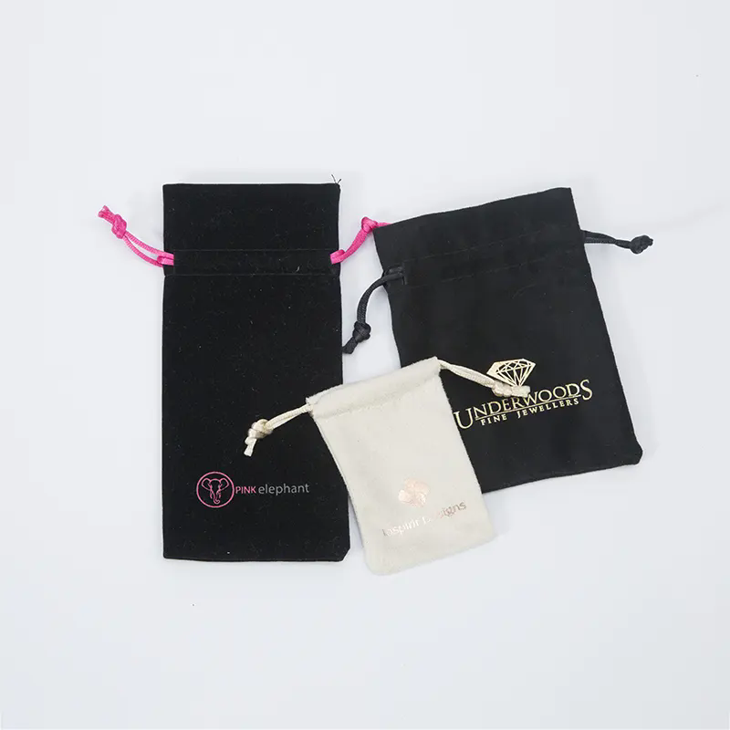 Letar du efter en högkvalitativ förvaringsväska? Dragsko i sammet